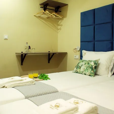 Garden Prince Suites *