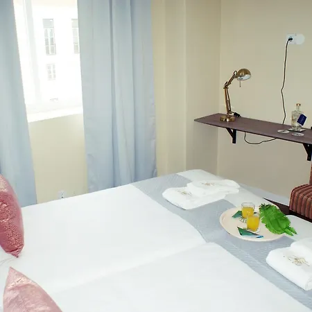 Garden Prince Suites *
