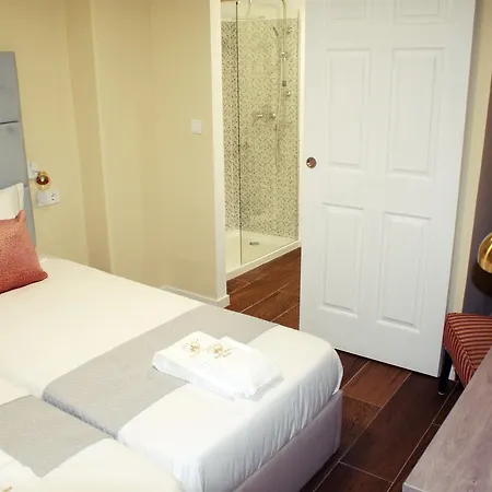 Garden Prince Suites *
