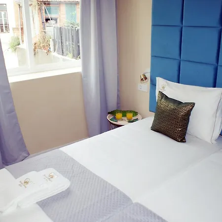 Garden Prince Suites