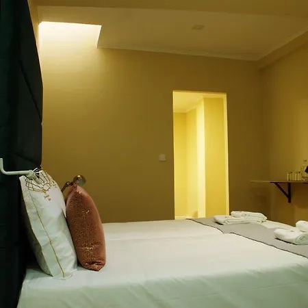 Garden Prince Suites Bed & Breakfast *
