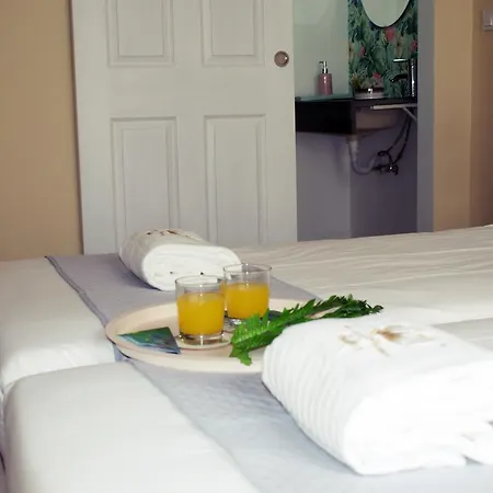 Bed & Breakfast Garden Prince Suites Lisbon