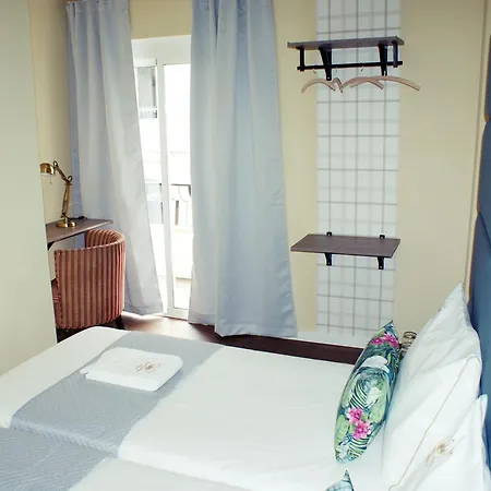 Bed & Breakfast Garden Prince Suites Lisbon