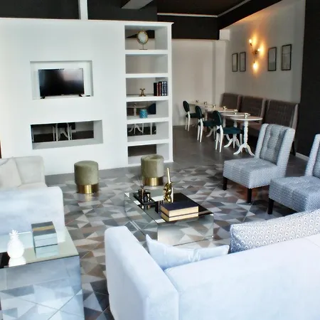 Bed & Breakfast Garden Prince Suites Lisbon